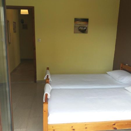 P.A.G Apartments Nea Roda Ngoại thất bức ảnh
