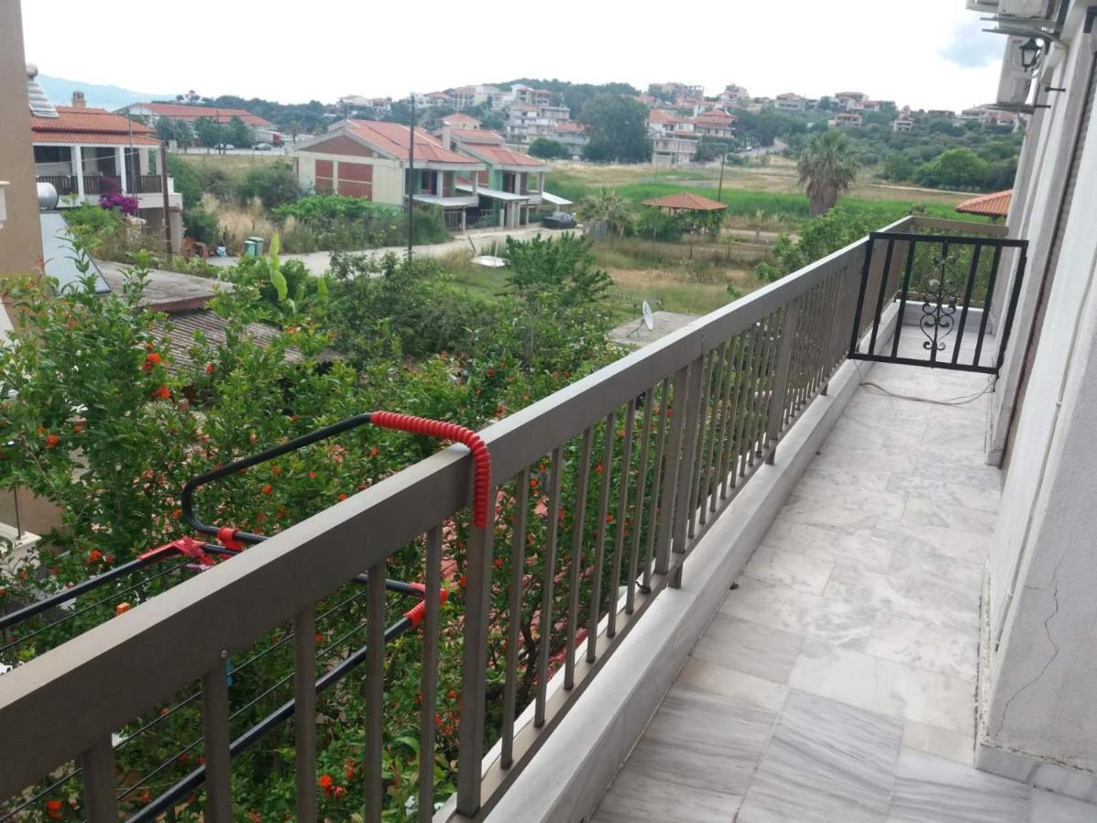 P.A.G Apartments Nea Roda Ngoại thất bức ảnh